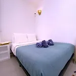Tropicalidays Sunshine 公寓 阿德耶